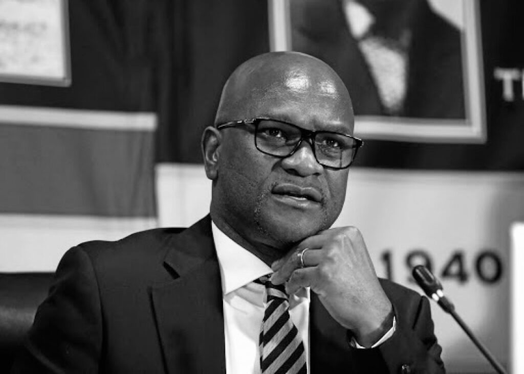 France : l&rsquo;ambassadeur sud-africain retrouvé mort au pied d&rsquo;un hôtel parisien